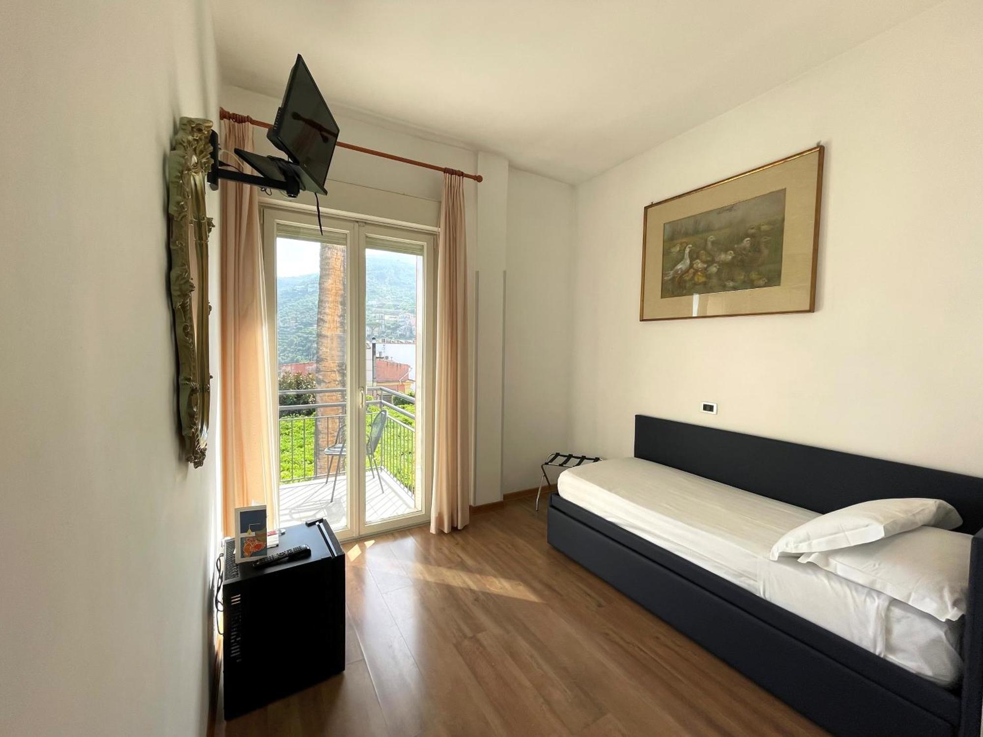 Aequa Hotel Vico Equense Zimmer foto